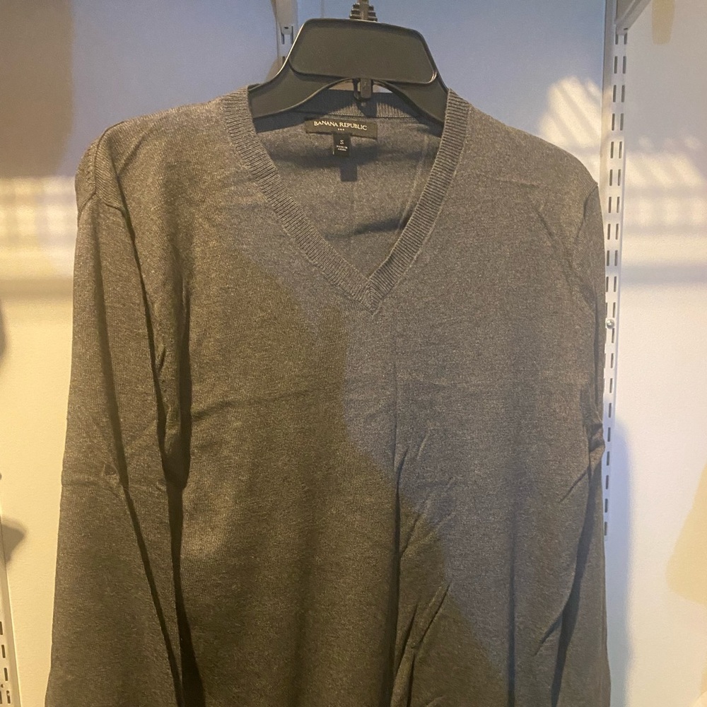 Banana Republic Gray Sweater